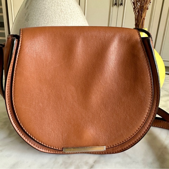 Cuyana | mini saddle brown leather crossbody bag - Picture 3 of 6